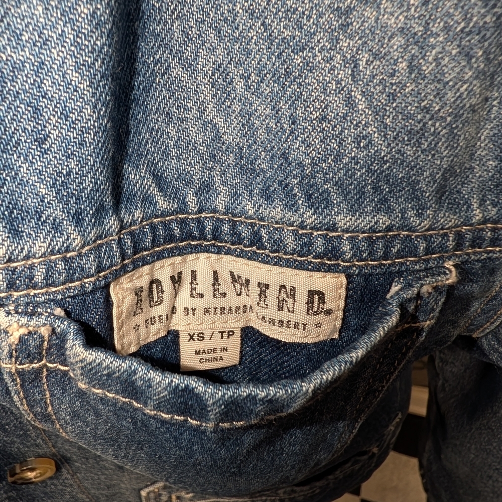 Idyllwind Reversible Sherpa Blanket Denim Jacket- Aztec/Medium Wash - Picture 6 of 7